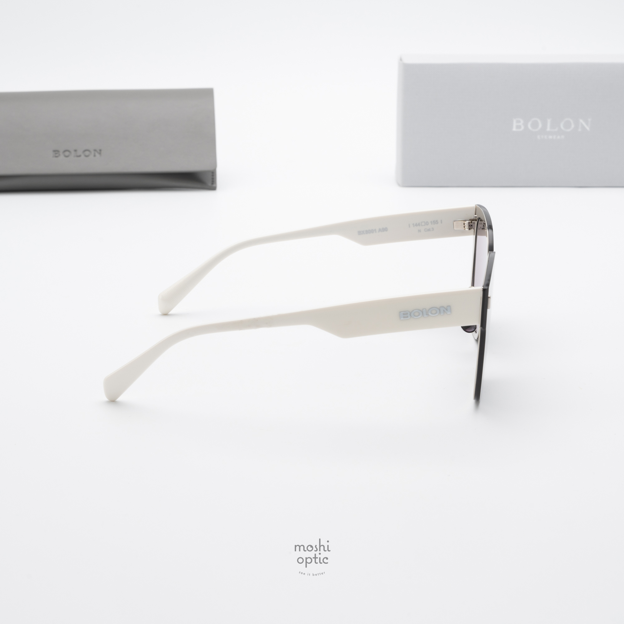 แว่นกันแดด BOLON รุ่น BX8001 Parto A90 Silver