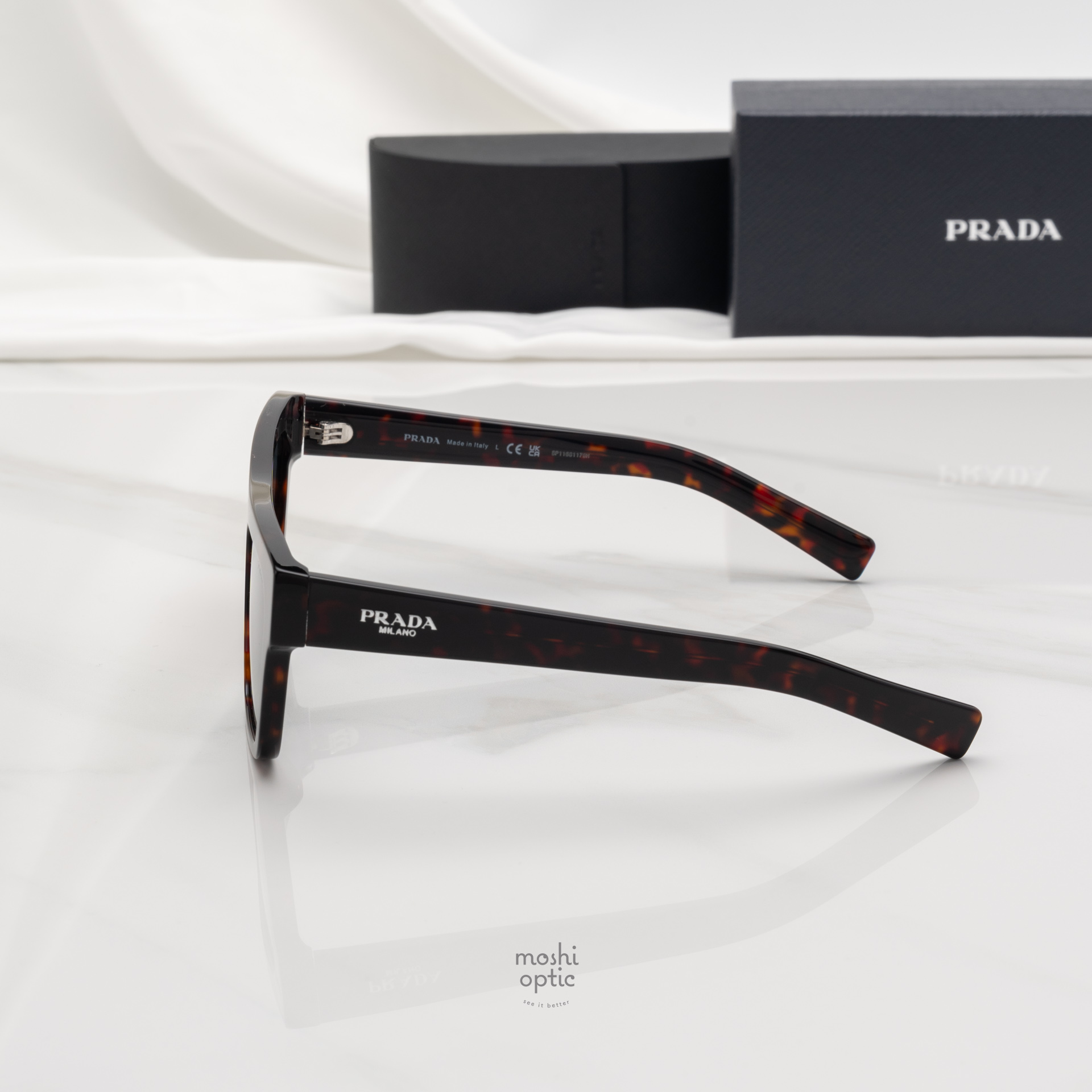 แว่นกันแดด PRADA PRC03SF 17N70B