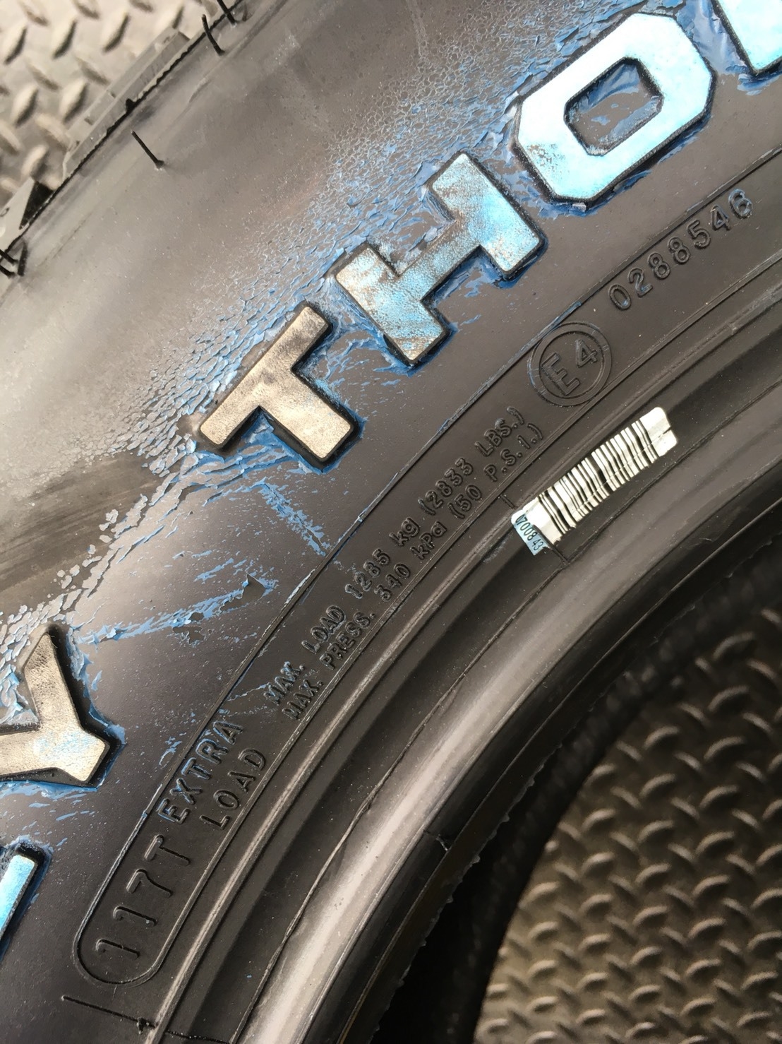 MICKEY THOMPSON DEEGAN 38 AT 275-55-20 เส้น 8500 ปกติ 14000