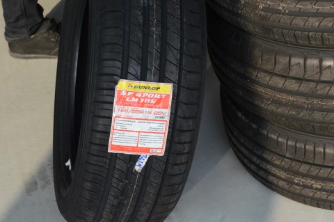 DUNLOP LM705 195/55-15 ใส่ YARIS ราคาพิเศษ