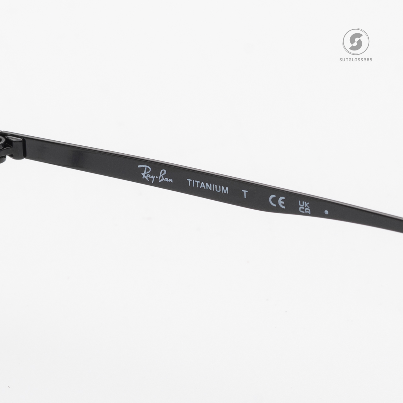 Ray-Ban RX8774D 1237 Black / Red