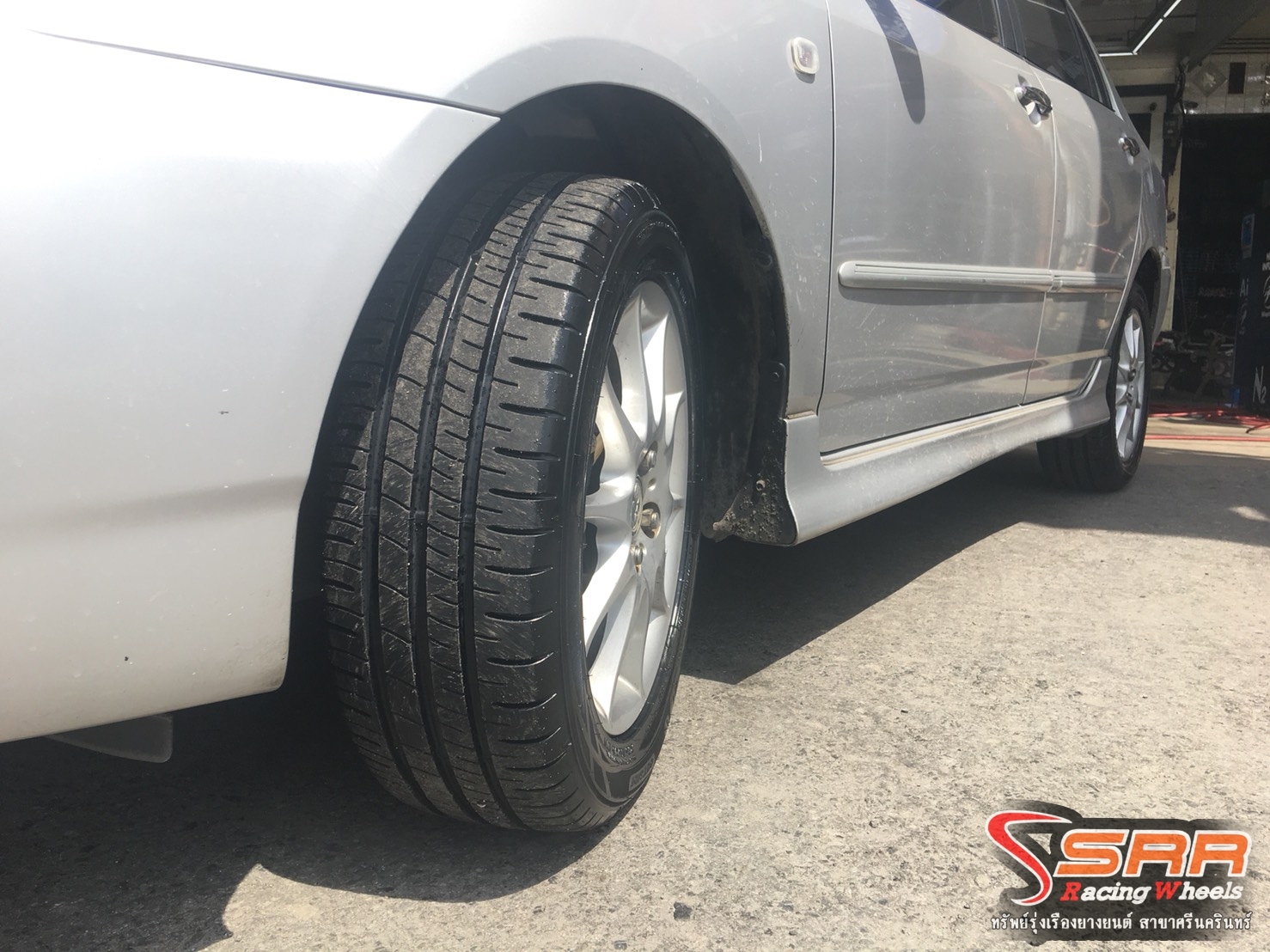 DUNLOP R1 205-55-16 ซื้อ2แถม2 ใส่ ALLTIS