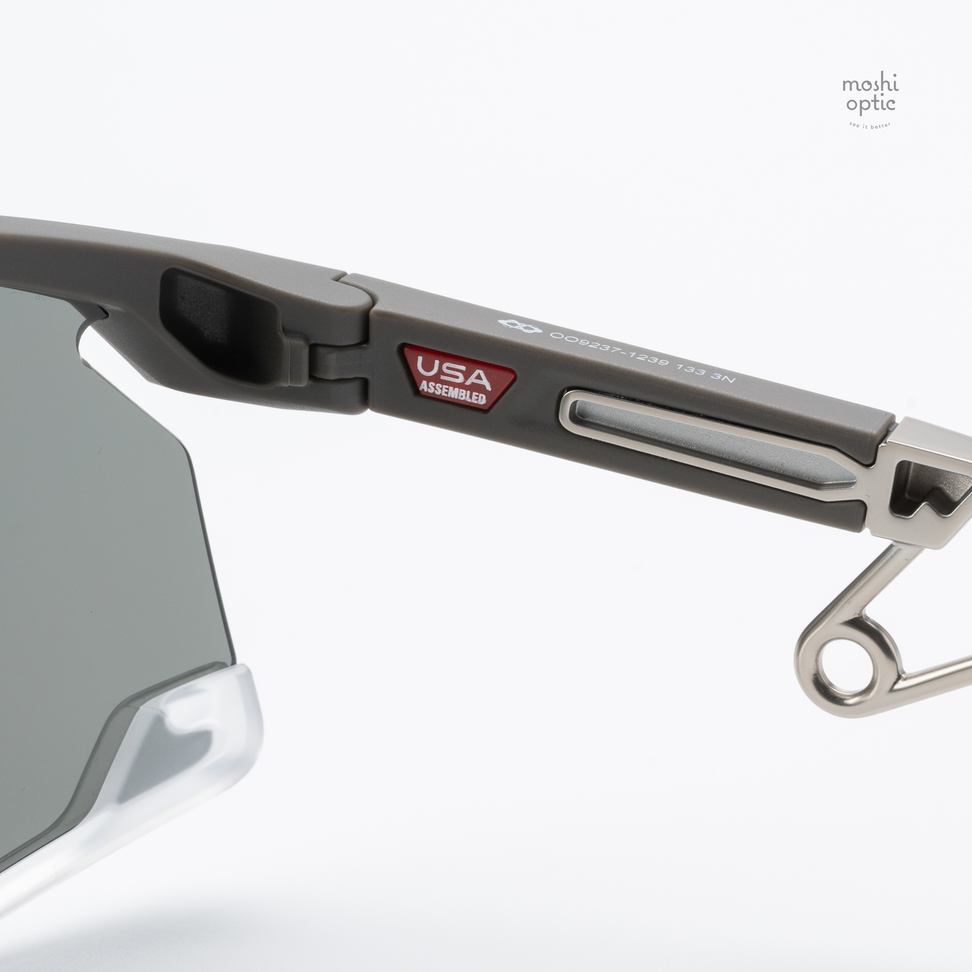 Oakley BXTR METAL OO9237-12 Prizm Grey