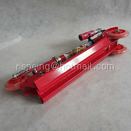 สกู๊ตเตอร์อลูมิเนียม 3 ล้อมีไฟพับได้ ลายเพนกวินน้อยโปโรโร่ PORORO The Little Penguin Folding Aluminium Scooter