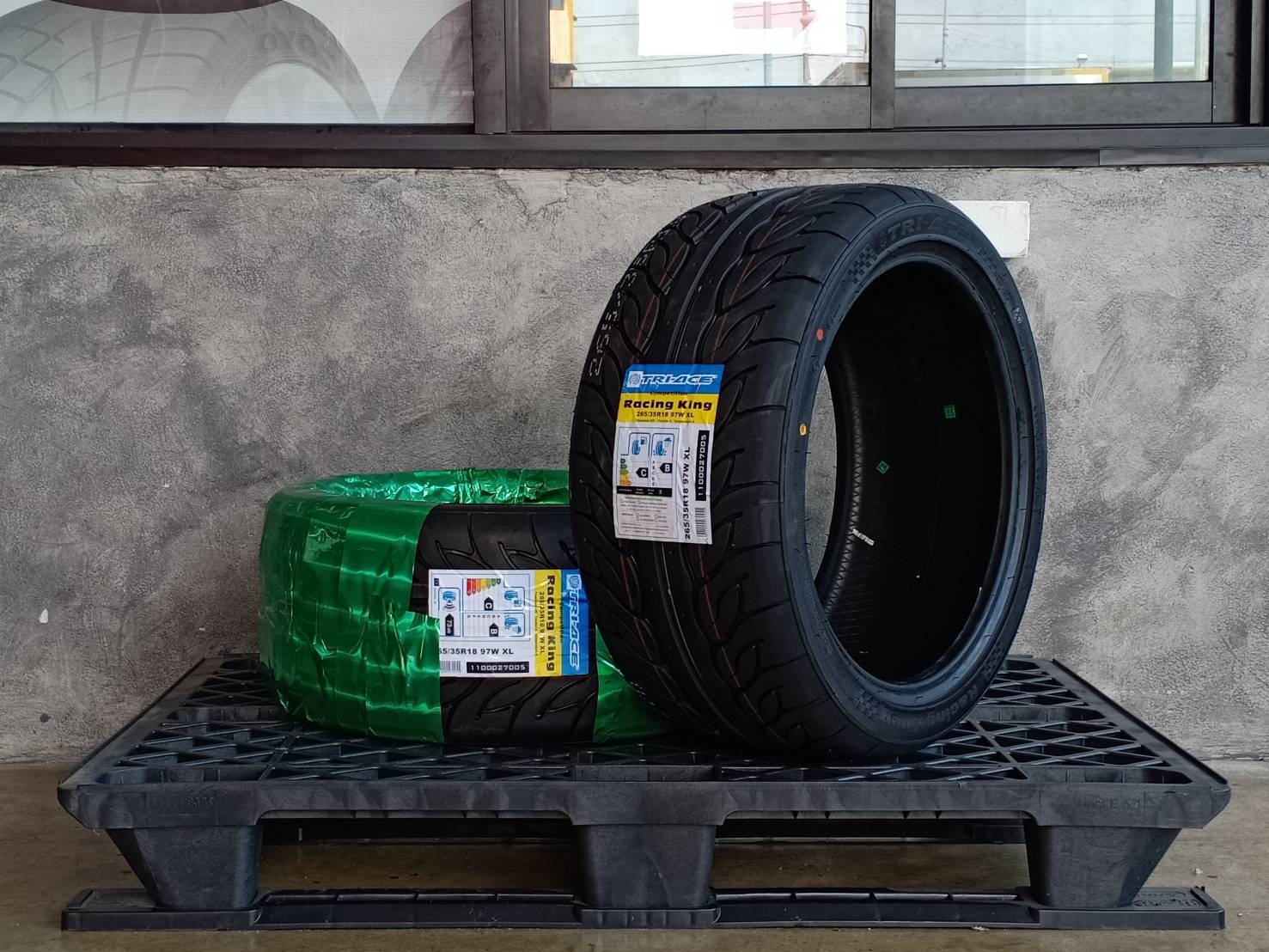 TRI-ACE RACING KING 265/35R18 ปี20