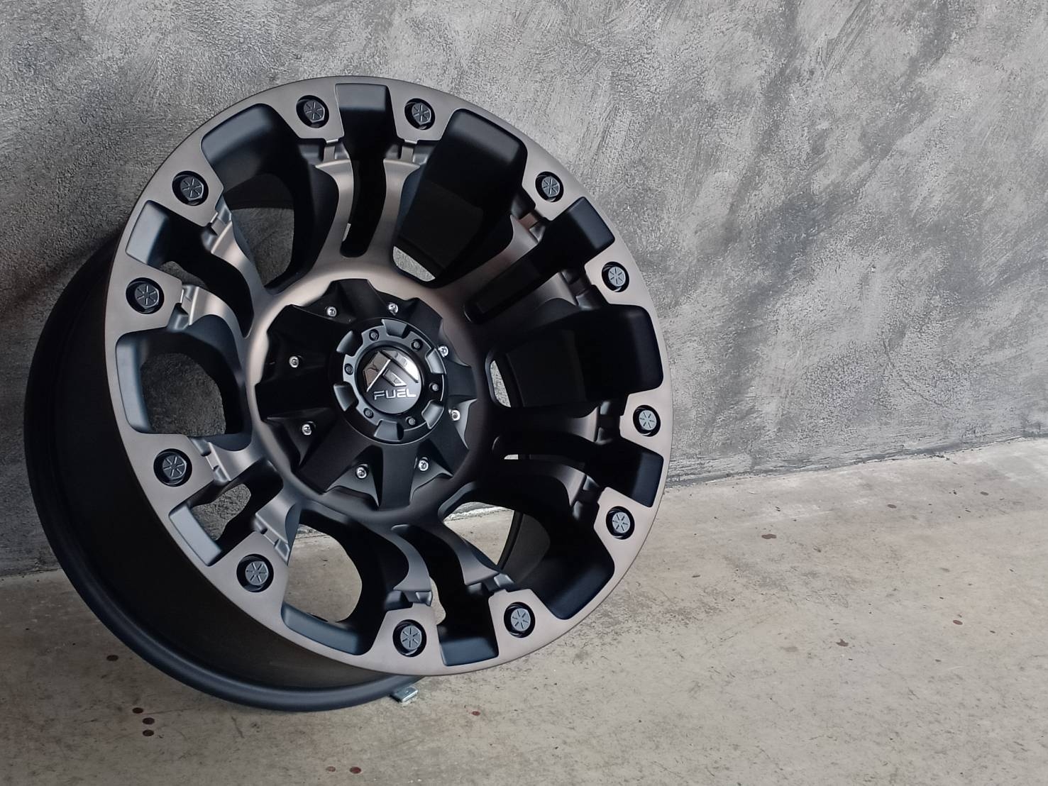 FUEL-VAPOR 18X9 6X135/6X139.7ต้องการส่วนลดราคาพิเศษ กรุณาสอบถาม