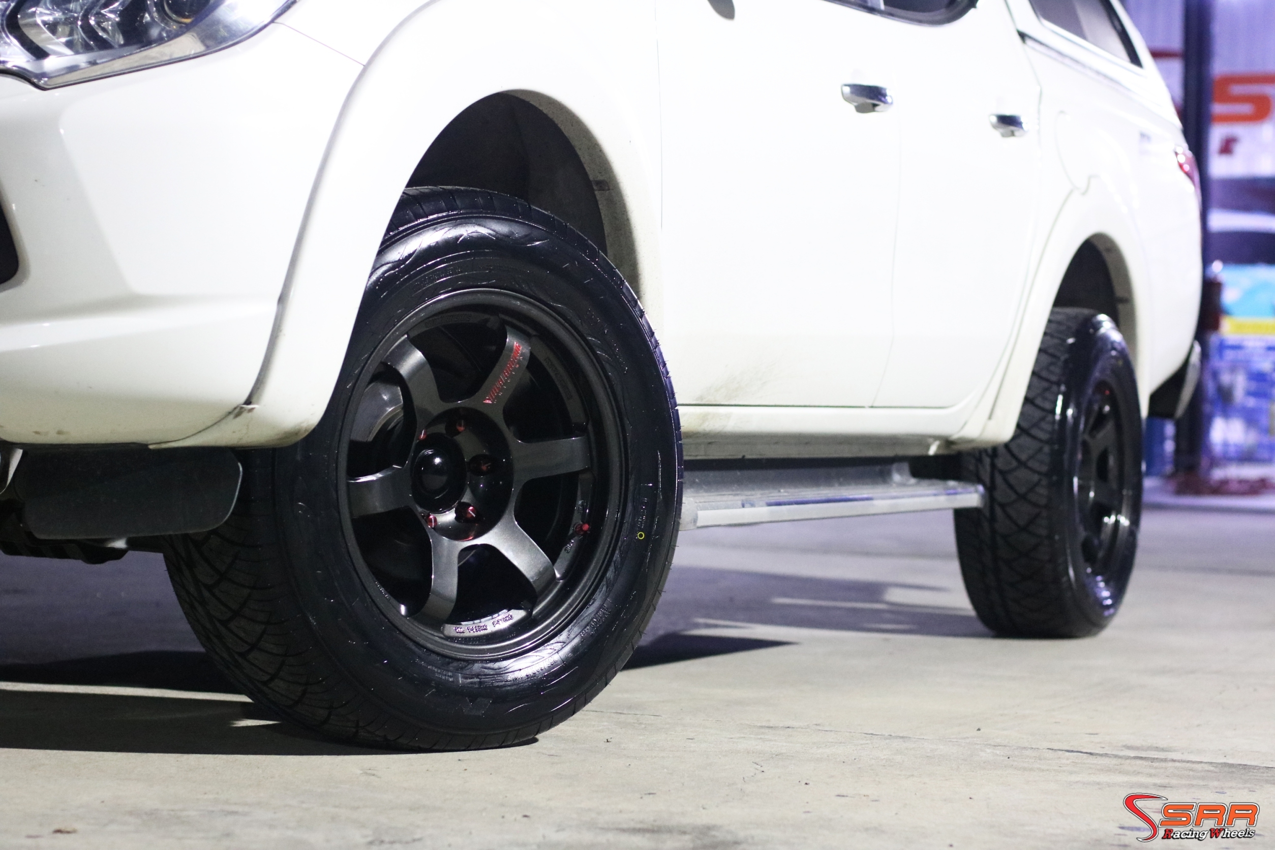 TE37SUV FLOWFORMING ล้อเบา 18X9 6x139.7 offset+0