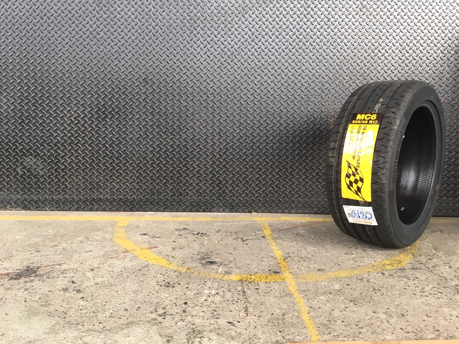 CONTINENTAL CONTACT MC6 225-45-17 ปี18 ราคาถูกลง