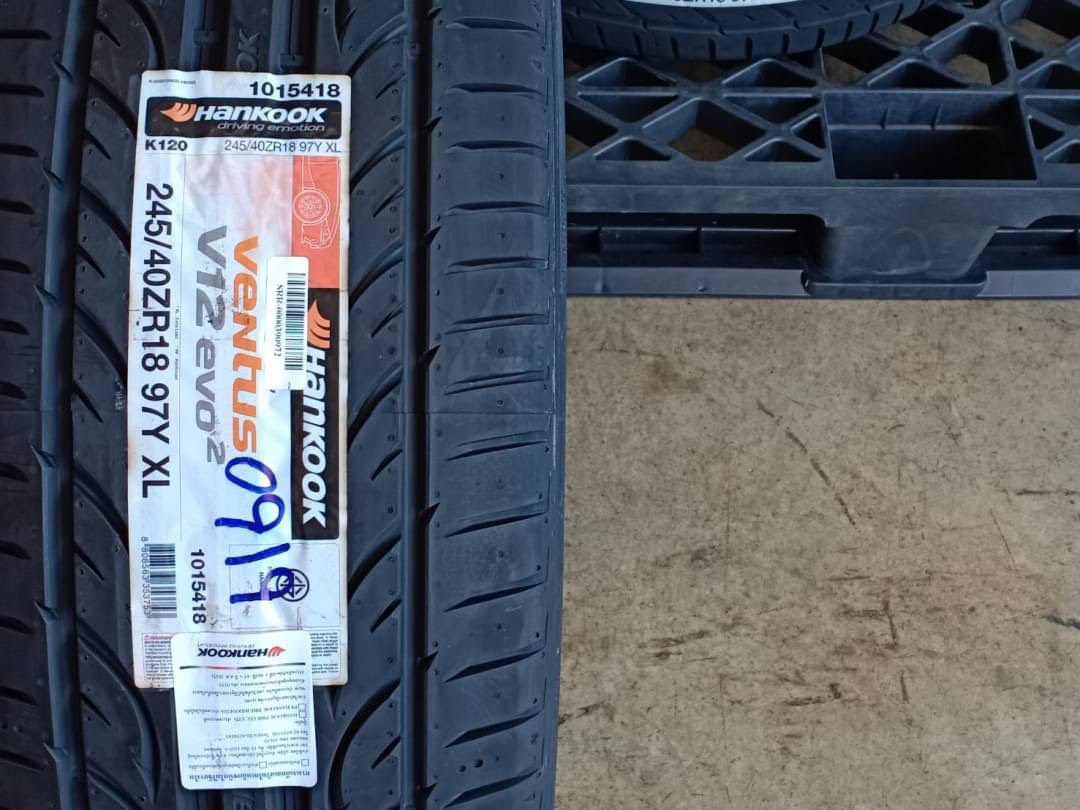 ยางใหม่ HANKOOK V12EVO2 245/40-18 เส้น 2750 เท่านั้น