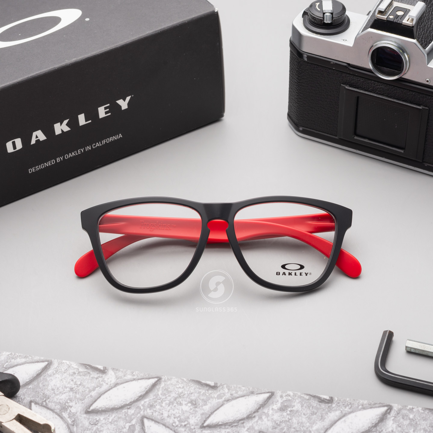 Oakley Frogskins XS (A) OY8009F-04 Satin Black
