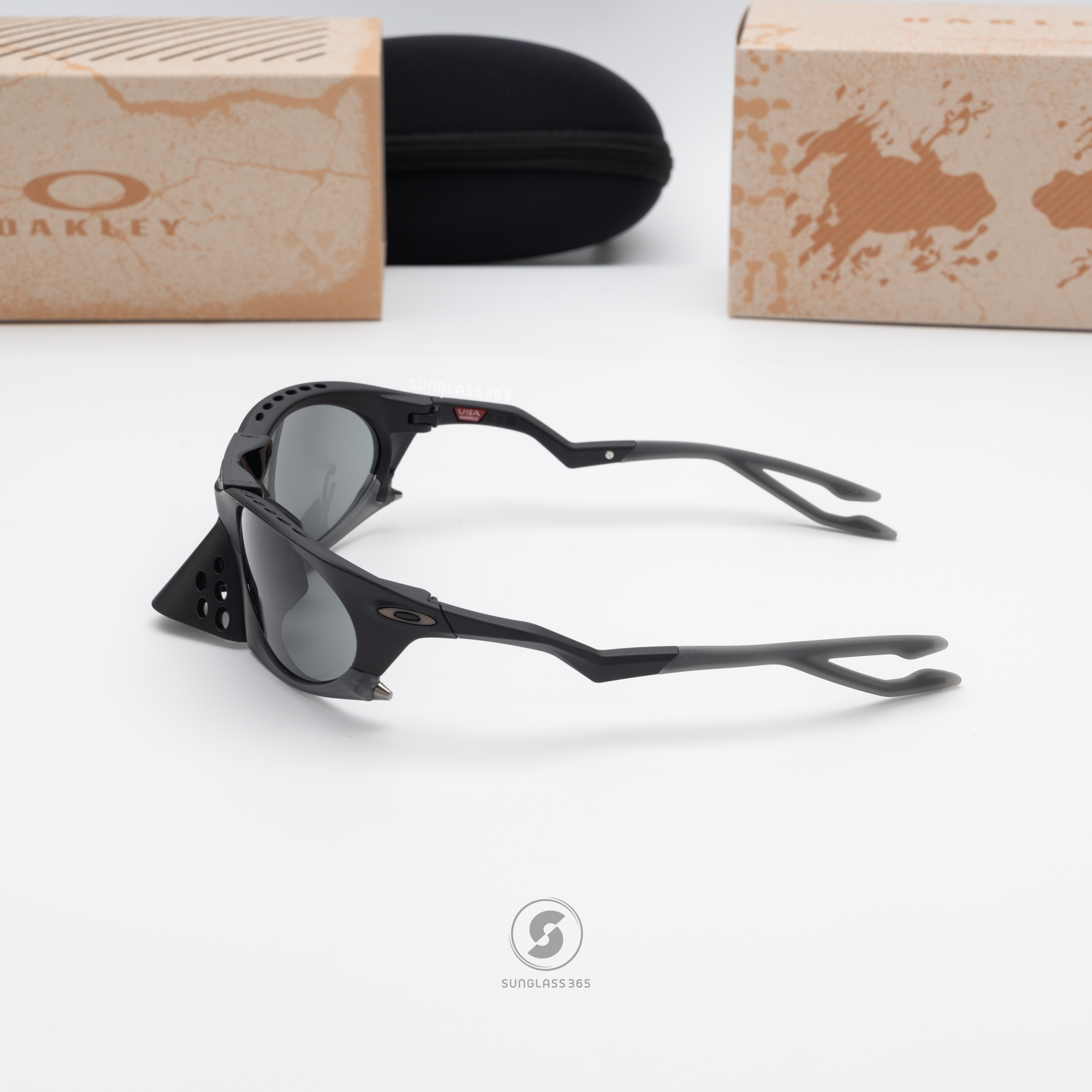 OAKLEY Plantaris OO9437-01 Matte Black Prizm Grey