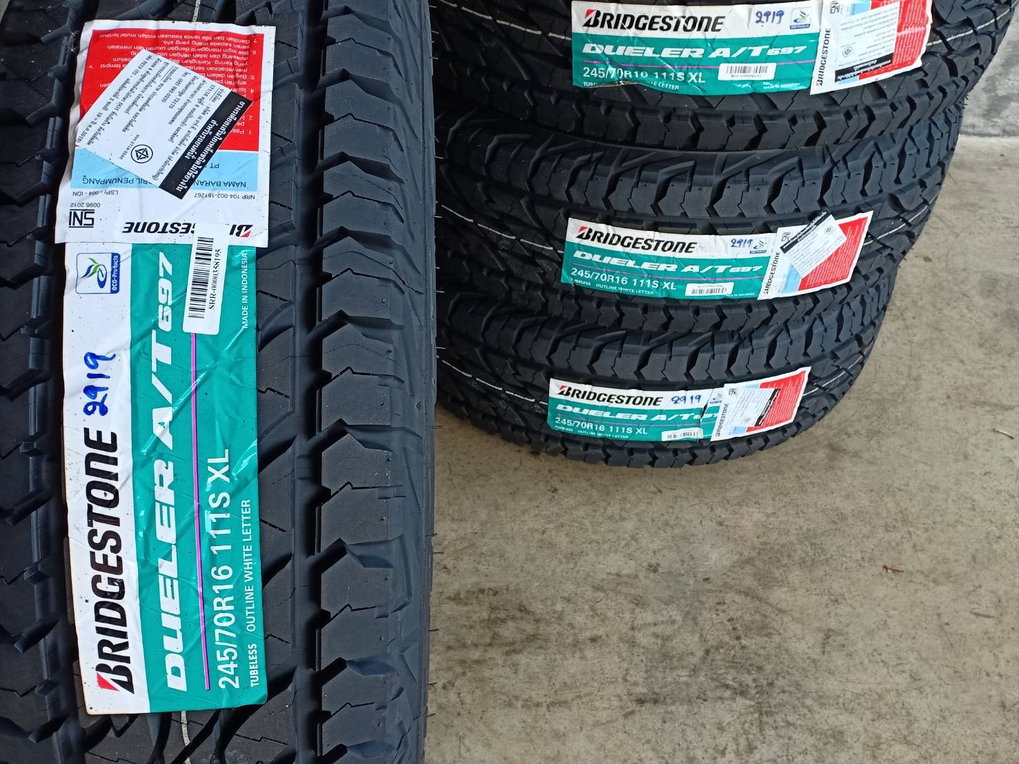 BRIDGESTONE DUELER AT697 245/70-16 ปี19 ราคาพิเศษ