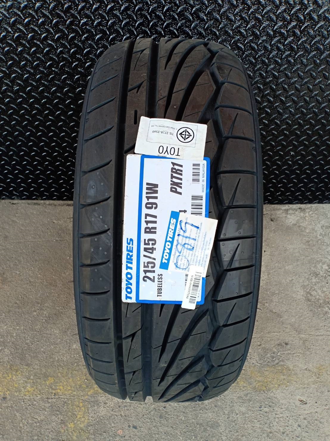 TOYO 215/45R17 PROXES TR1 ราคาส่ง