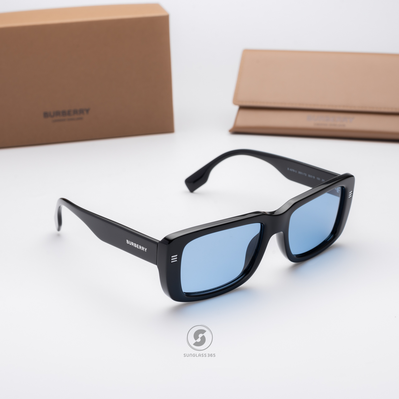 BURBERRY JARVIS BE4376U 300172 Black Light Blue