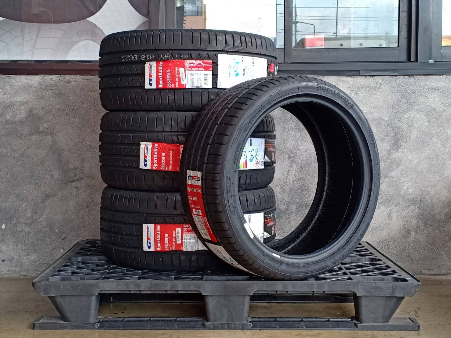 GT-RADIAL SPORT ACTIVE 255/35R19 ปี20