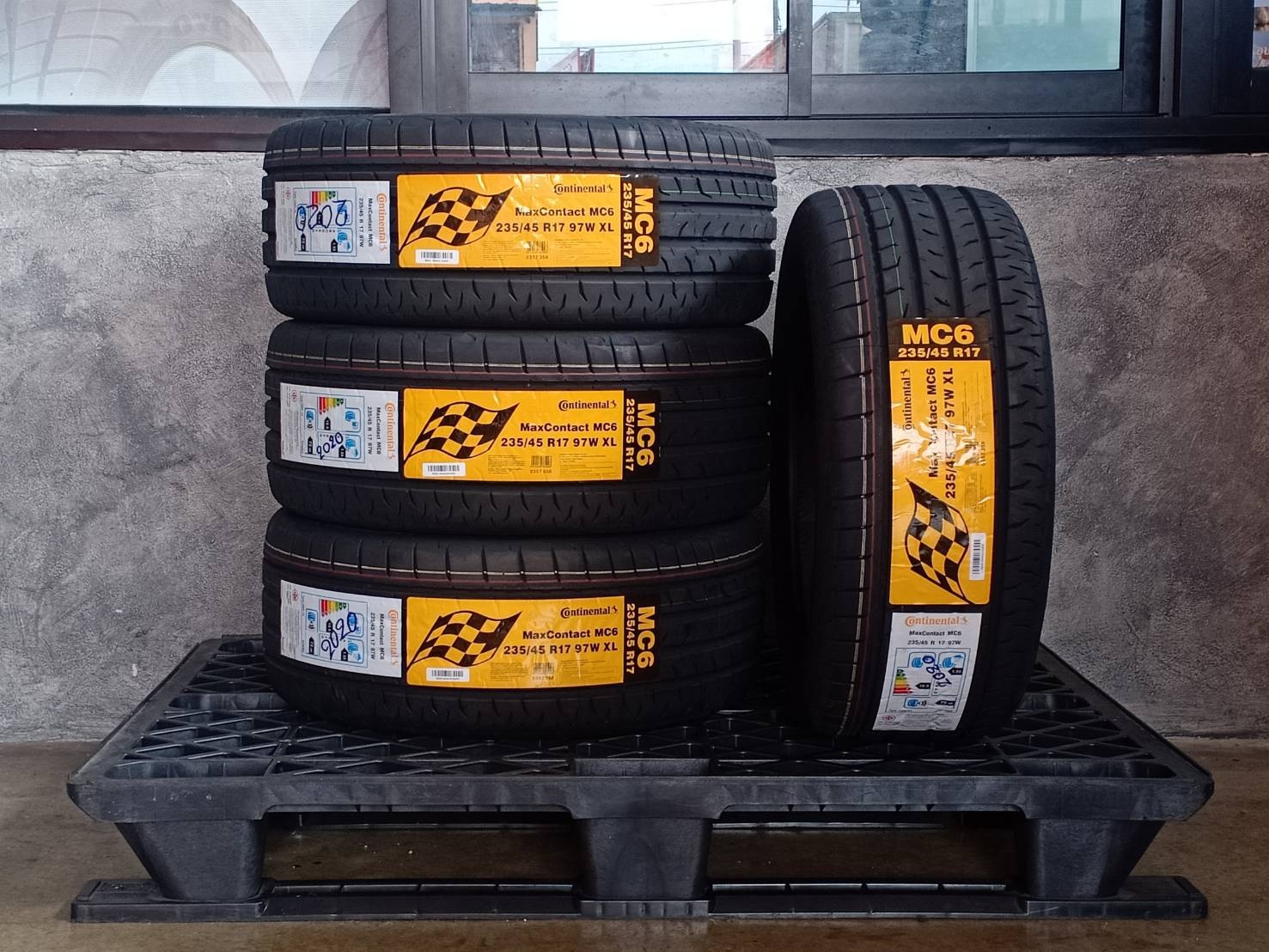 CONTINENTAL 235/45R17 CONTACT MC6 97W XL MADE IN THAILAND