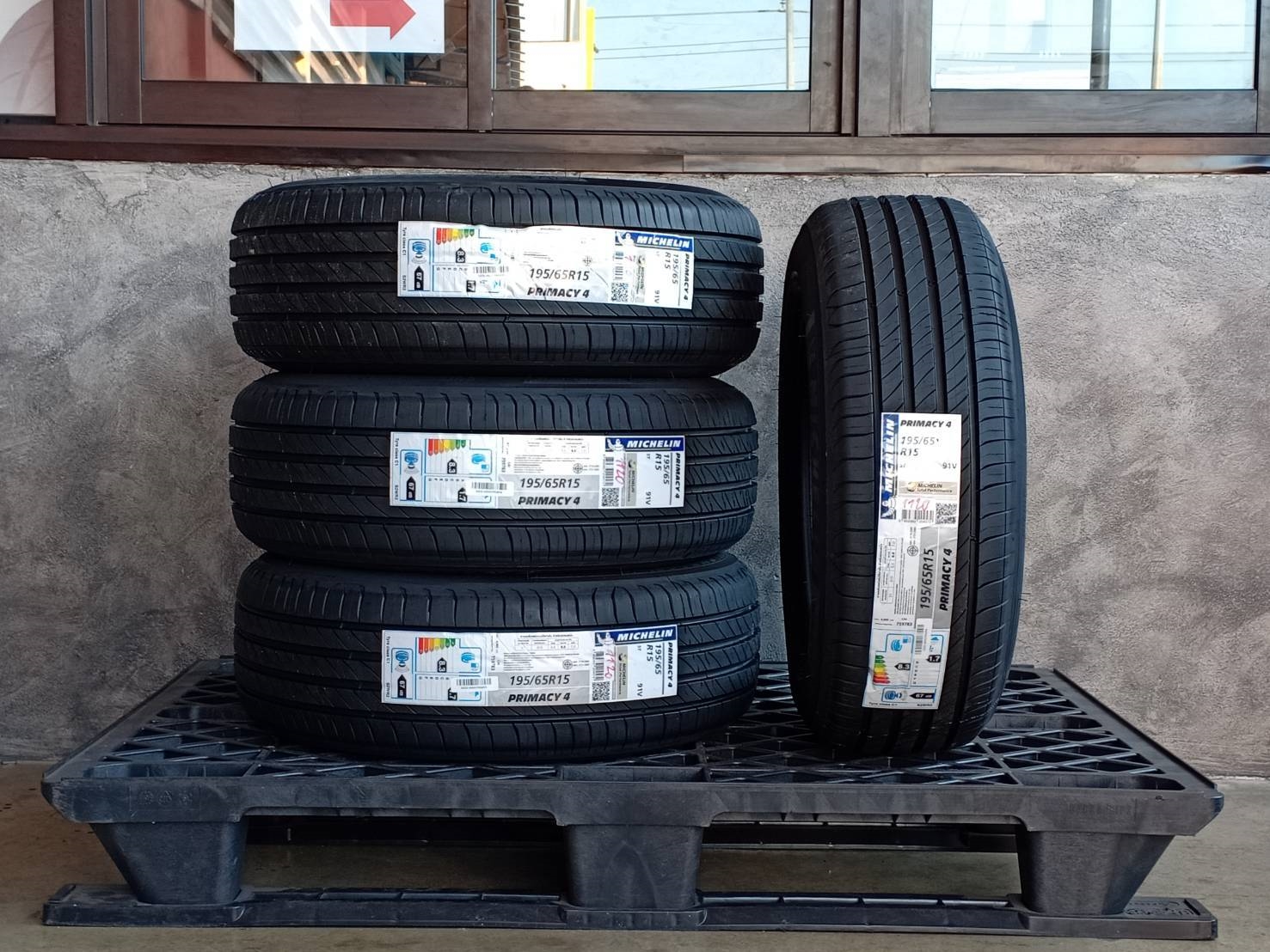 MICHELIN 195/65R15 PRIMACY 4ST 91V MADE IN THAILAND