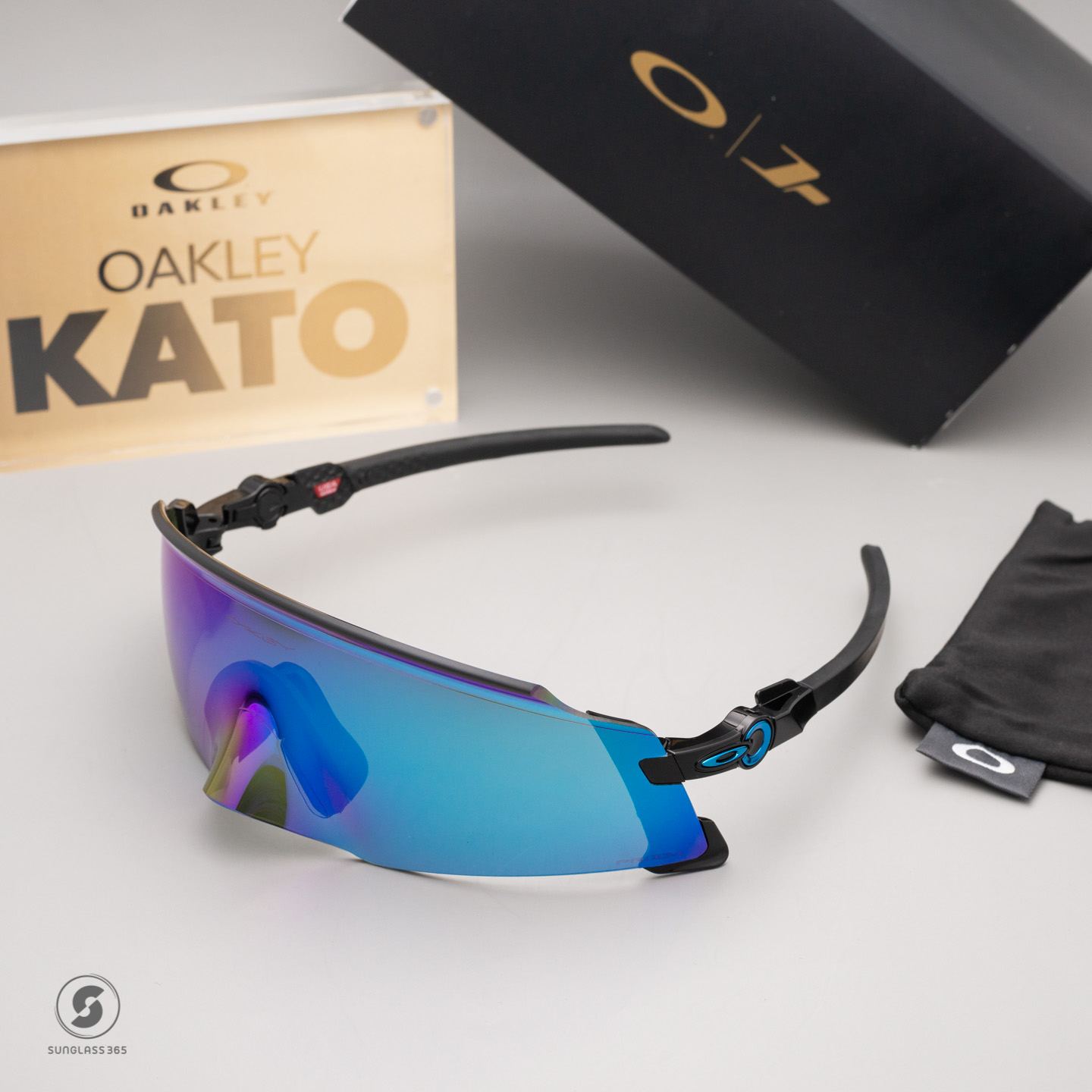 OAKLEY KATO OO9455-03 Polished Black Prizm Sapphire