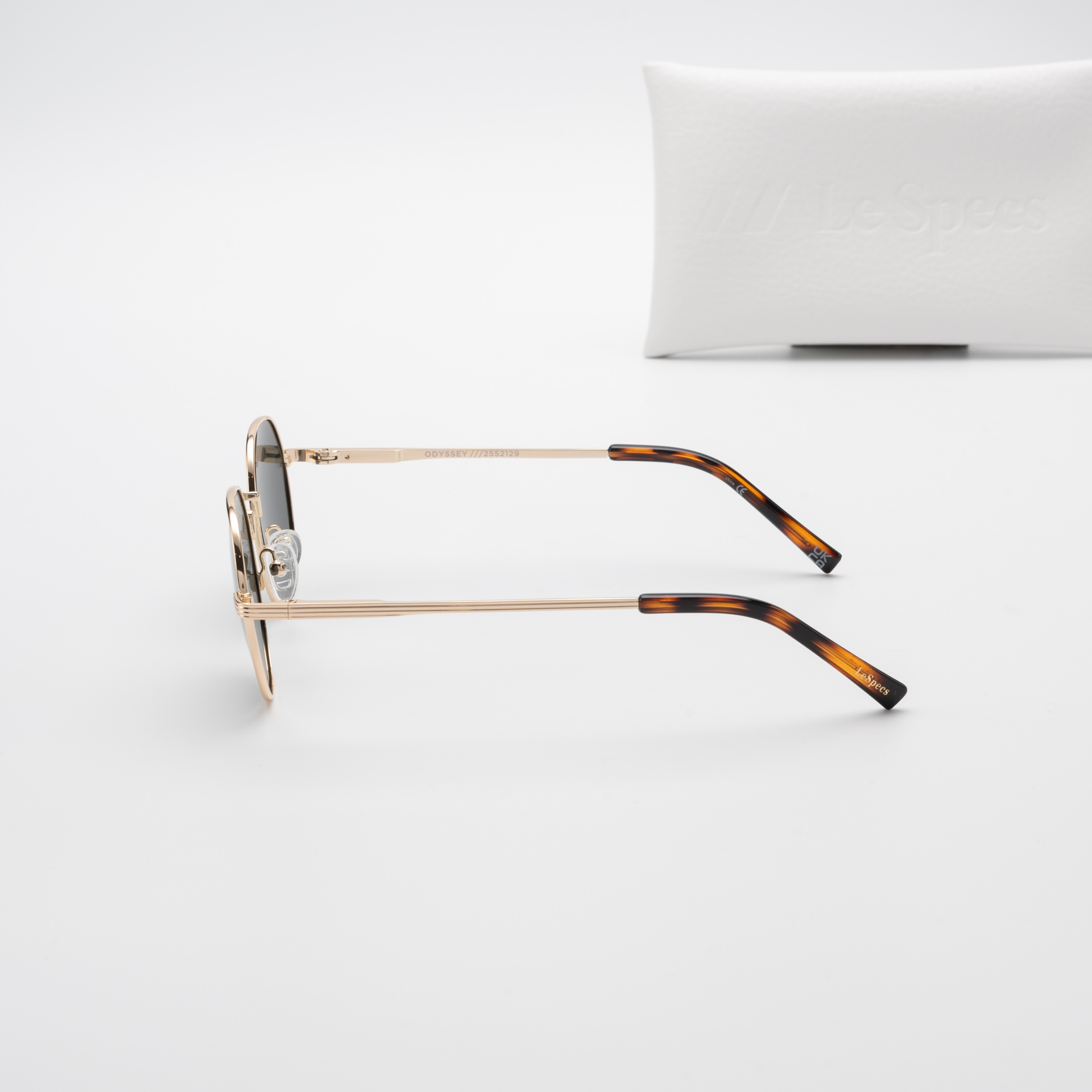 แว่นกันแดด Le Specs LSP2552129 ODYSSEY Gold Khaki Mono Polarized