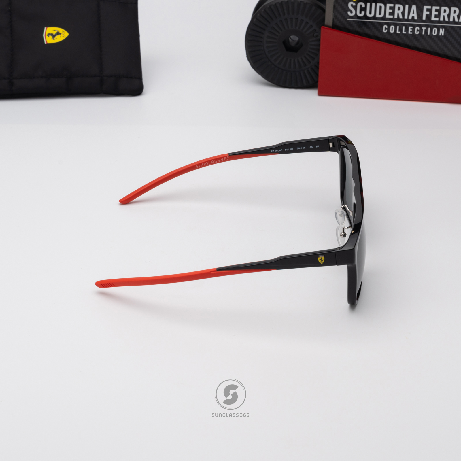 แว่นกันแดด Scuderia Ferrari FZ6006F 501/87