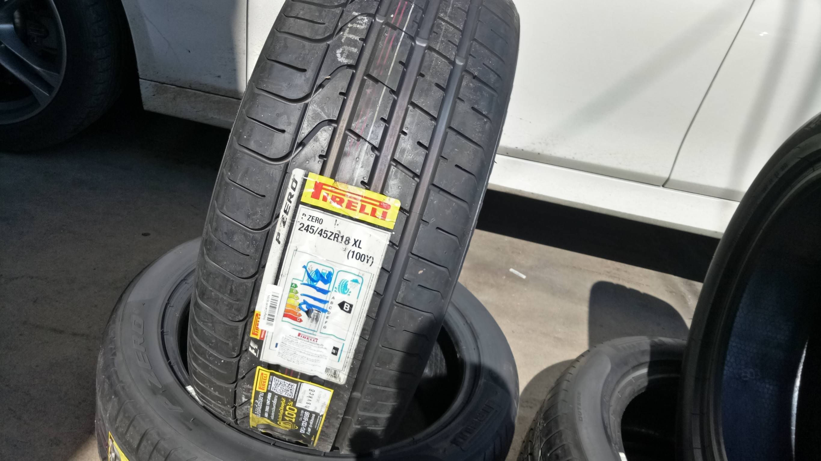 PIRELLI P-ZERO 275/45-18 เส้น 7800 ปี16 ปกติ 15500 ลดสุดคุ้ม