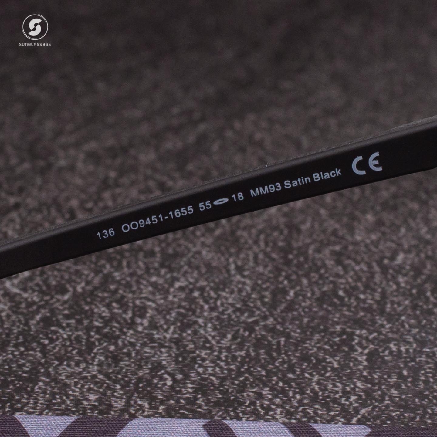 Oakley OO9451-16 MotoGP Collection Satin Black Prizm Black