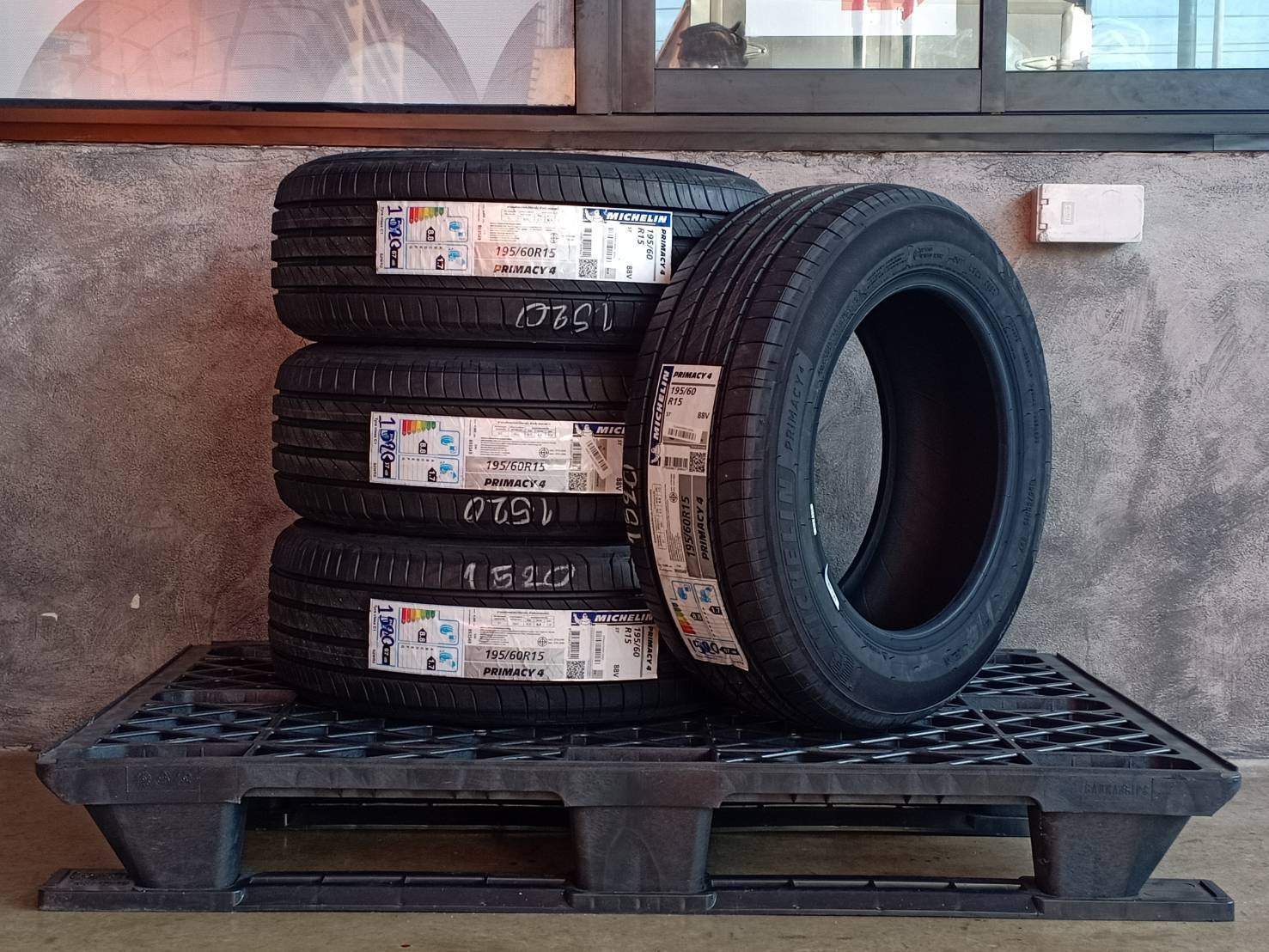 MICHELIN 195/60R15 PRIMACY 4ST 88V MADE IN THAILAND