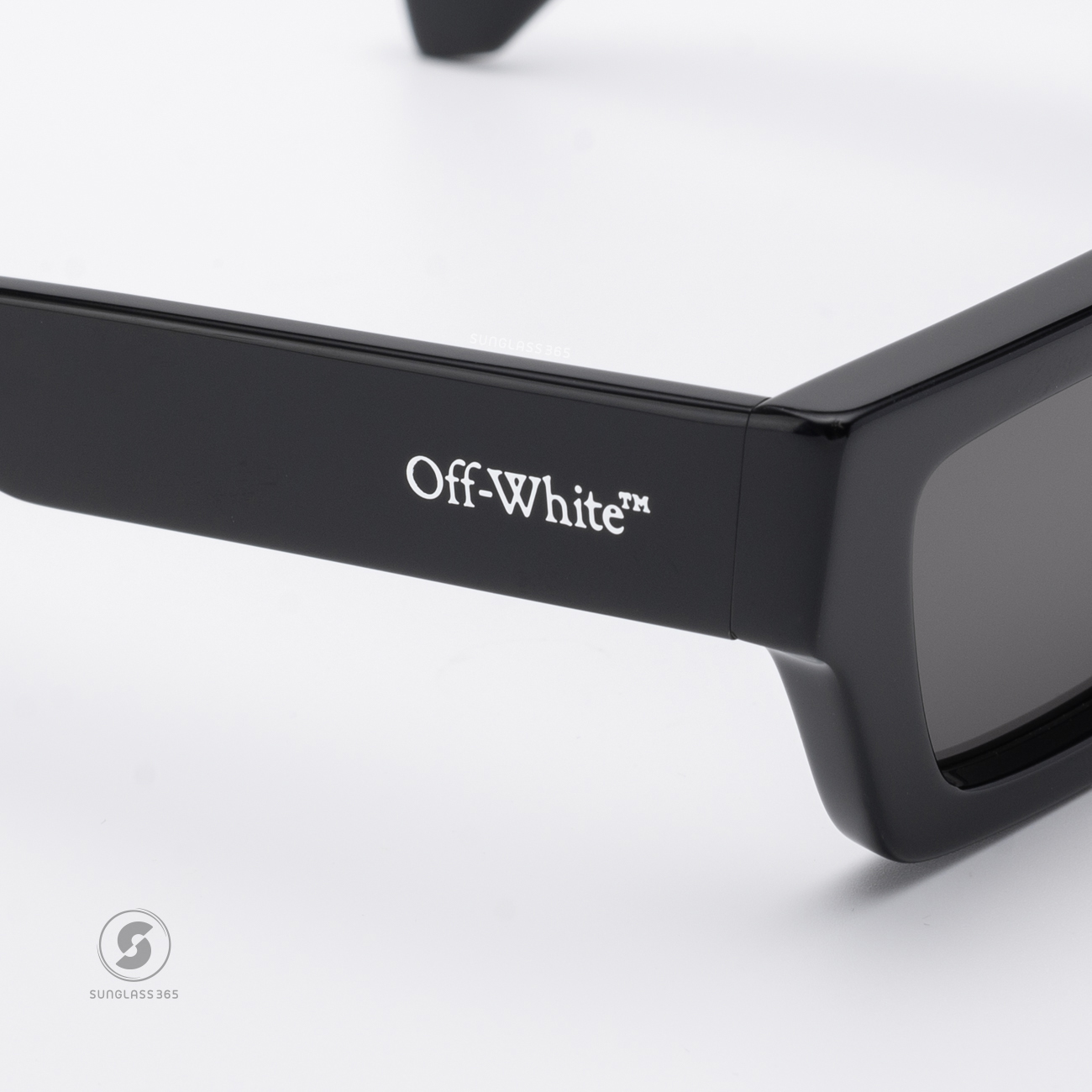 แว่นกันแดด Off-White OERI129 1007