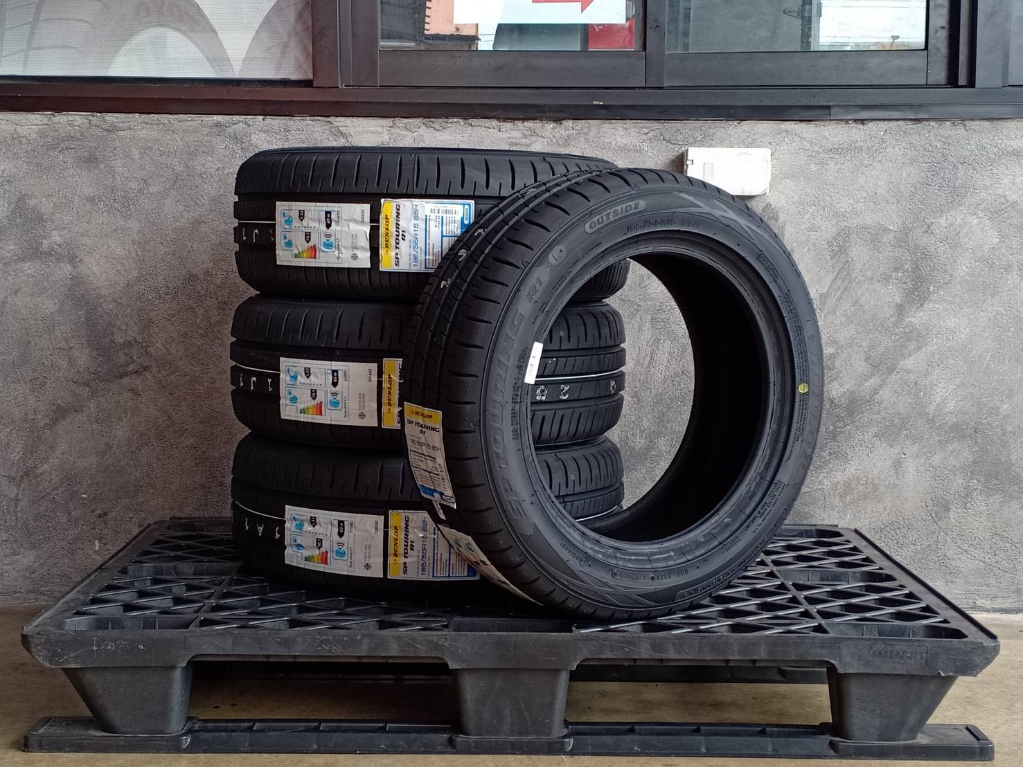 DUNLOP 195/55R15 85H SP TOURING R1