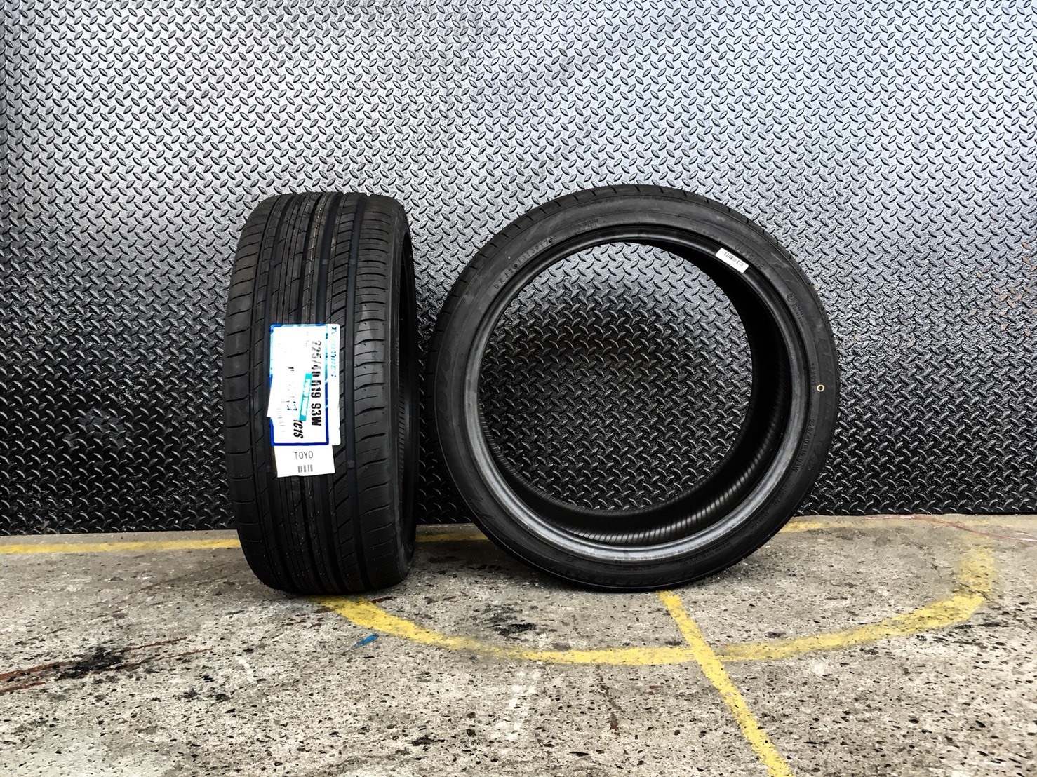 TOYO PROXES C1S 225-40-19 ลด 25%