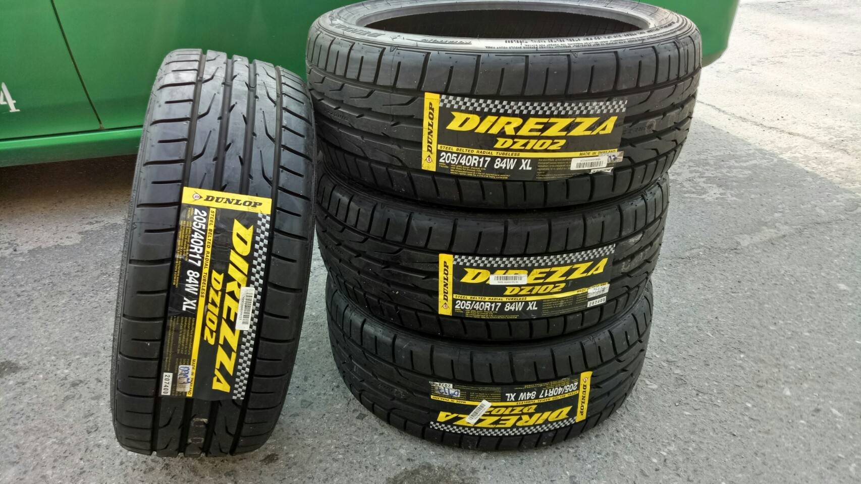 DUNLOP DZ102 205/40R17 ซื้อ2แถม2