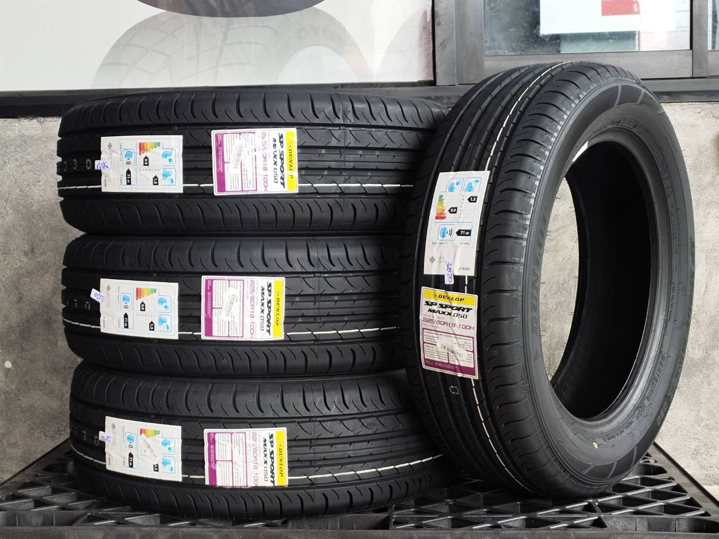 DUNLOP 225/60R18 100H SP SPORTMAXX050 THAILAND