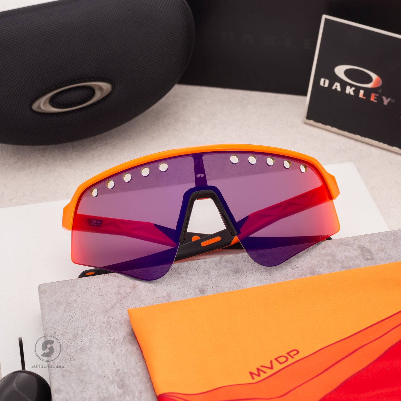 OAKLEY OO9465-15 Sutro Lite Sweep Orange Sparkle Prizm Road