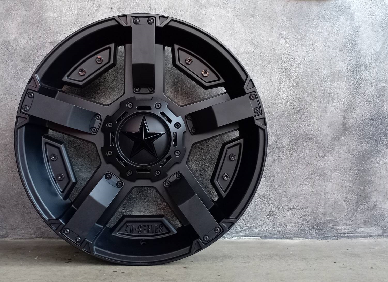 XD811 KMC ล้อแม็กซ์แท้ สายพันธ์ุใหม่ ! ขอบ22