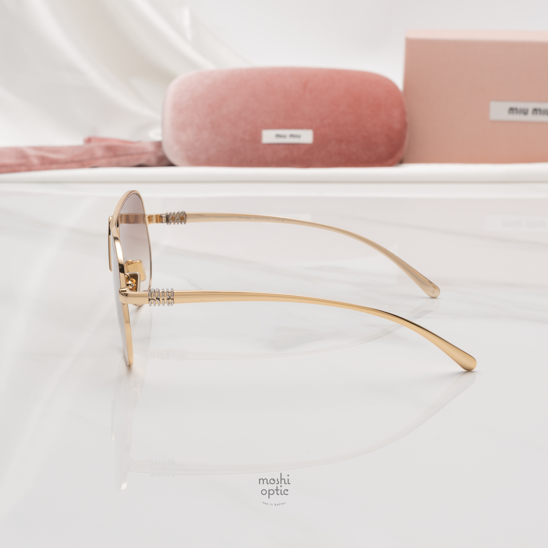 แว่นกันแดด Miu Miu MUA56S 5AK90L