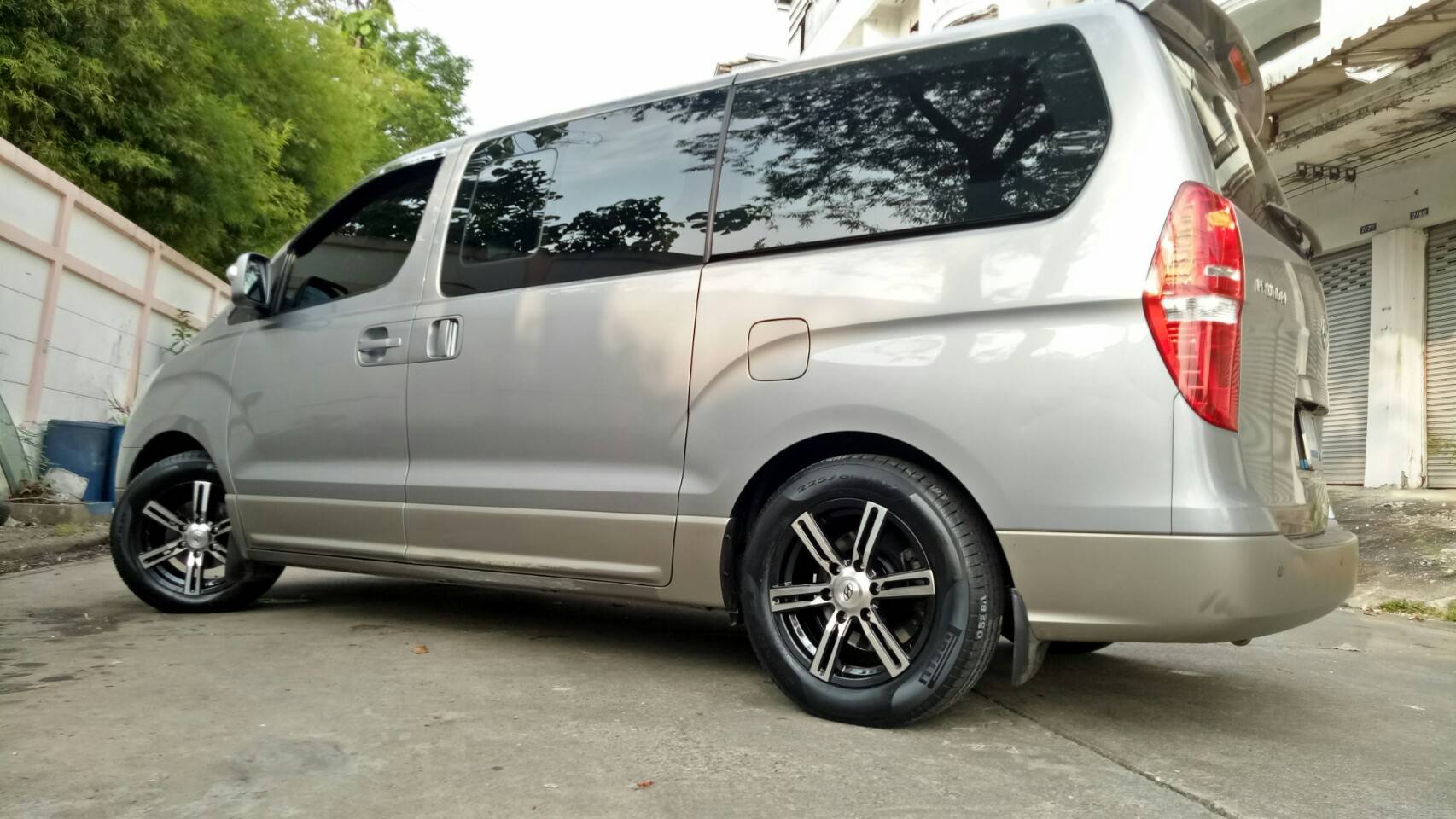 ล้อใหม่ สำหรับ HYUNDAI ล้อใหม่ H1ขอบ17