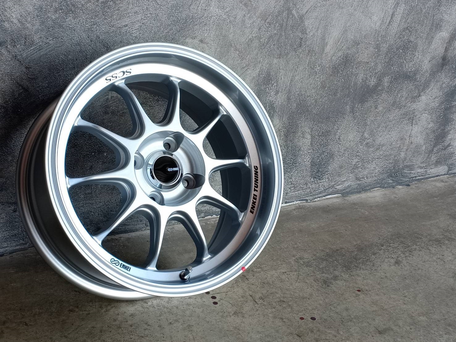 ENKEI TUNING SC55 15X7 4X100 28 73.1 GSV1QR2DKK สินค้าราคาถูก