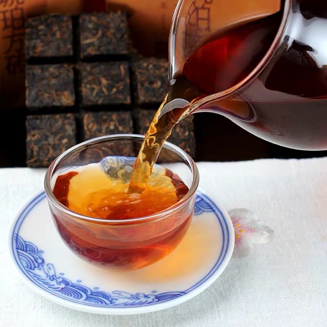 ชาผู่เอ๋อร์สุก ต้าอี้ รุ่น ฮู่โฟ้ฟางจวน ปี 2014 น้ำหนัก 240 กรัม