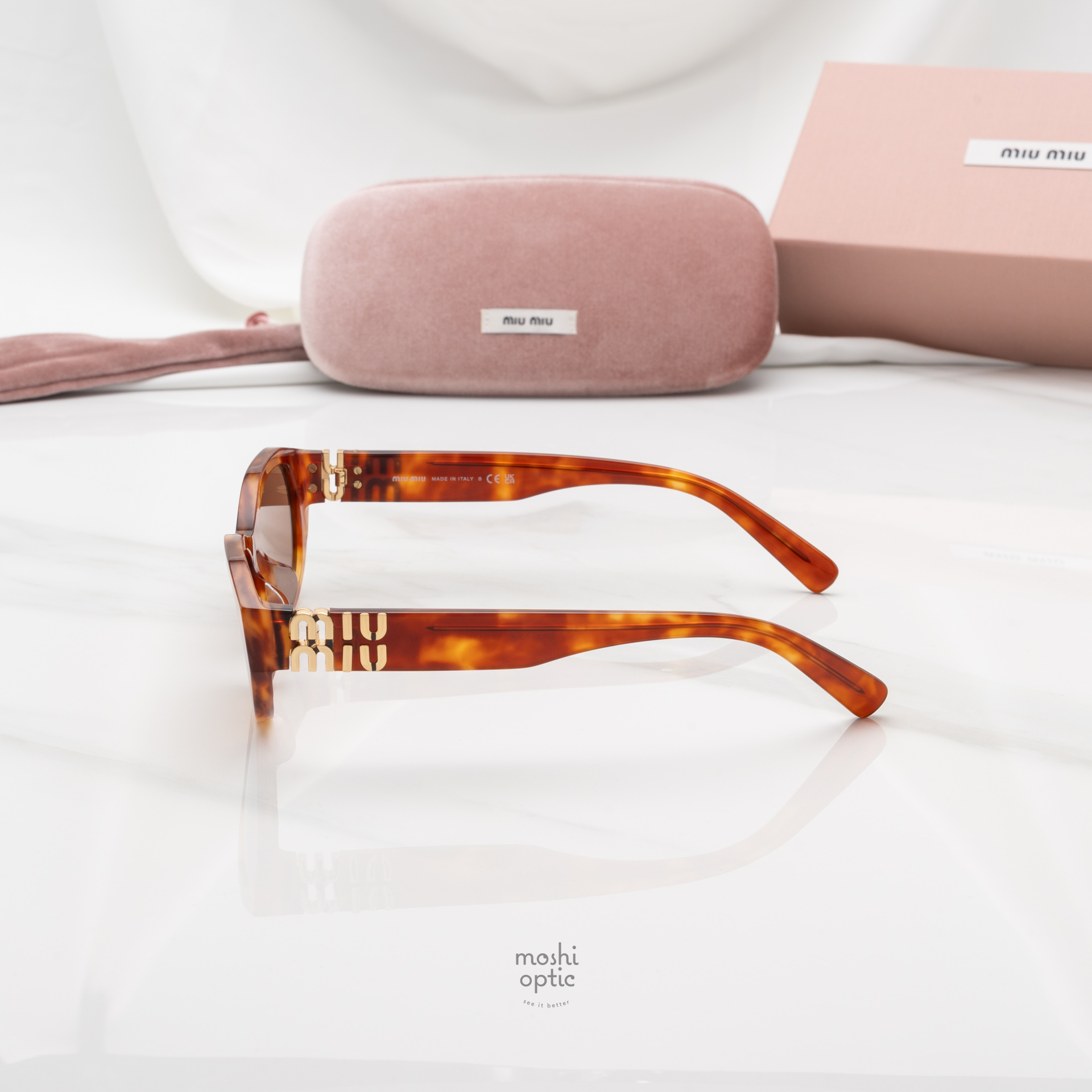 แว่นกันแดด Miu Miu MUA03SF 10L10I