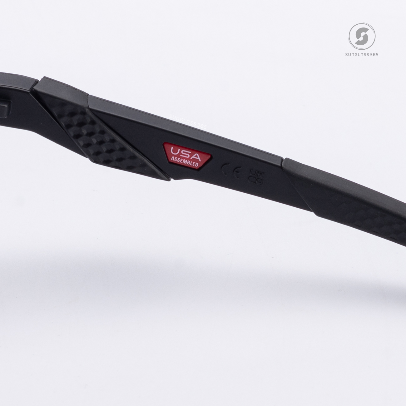 OAKLEY ENCODER STRIKE VENTED OO9235-02 Prizm Road