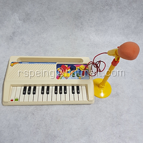 ของเล่นวินเทจ ยุค 80 อิเล็กโทน พร้อมไมโครโฟน (ใช้ไม่ได้) 80's Electronic Computerized Musical Instrument