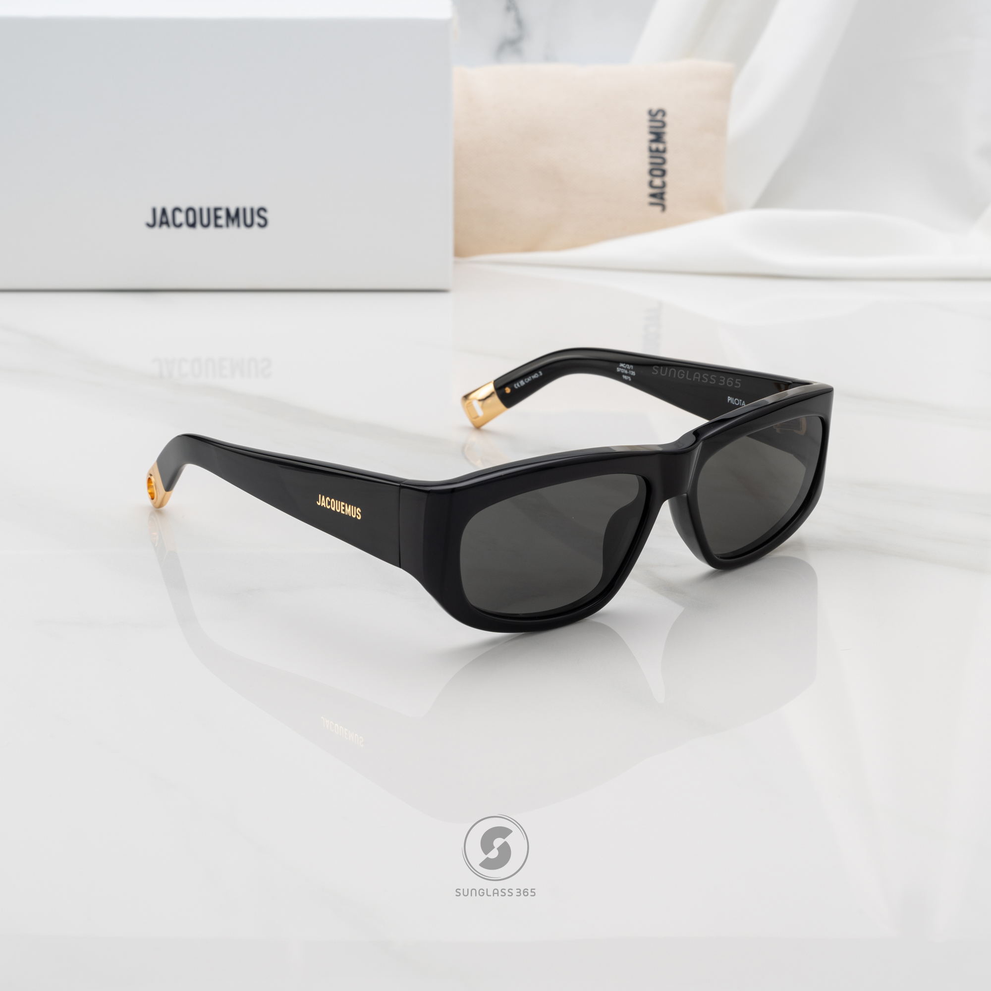 แว่นกันแดด JACQUEMUS THE PILOTA JAC2 C1