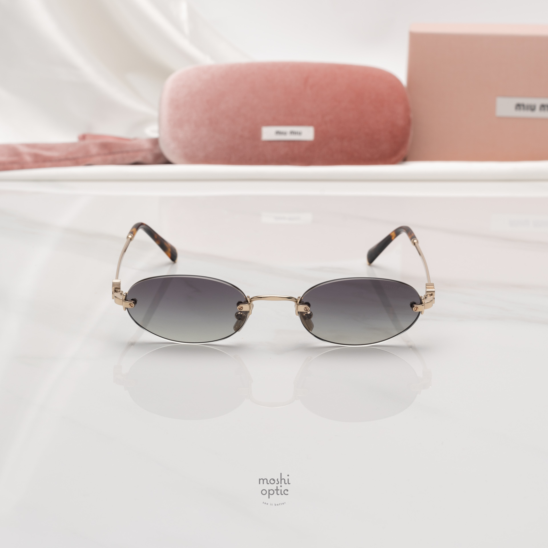 แว่นกันแดด Miu Miu MUA54S ZVN5D1