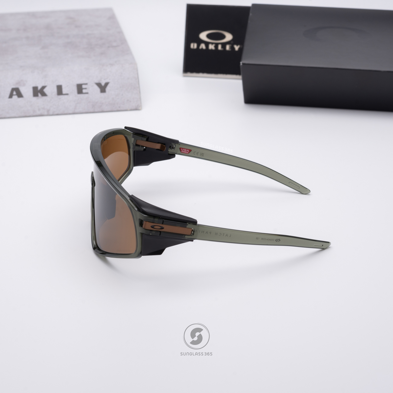 OAKLEY LATCH PANEL OO9404-03 Olive Ink Prizm Tungsten
