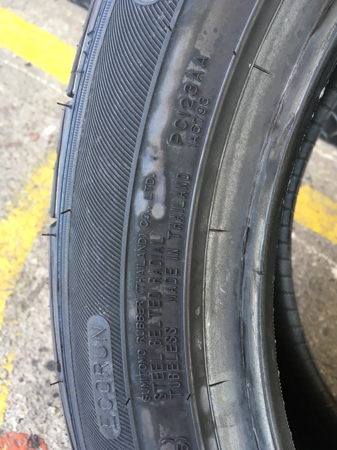 FALKEN ZE914 195-55-16 เส้น 5500 ปี 18 ซื้อ2แถม2 จ่าย 11000 ได้ 4เส้น ปี18