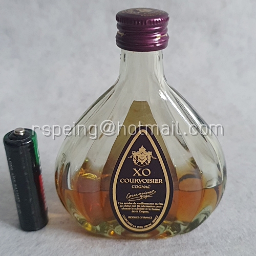 เหล้าขวดเล็ก เหล้าแท้ขวดแก้ว Courvoisier XO Cognac 50ml 40% alc./vol.