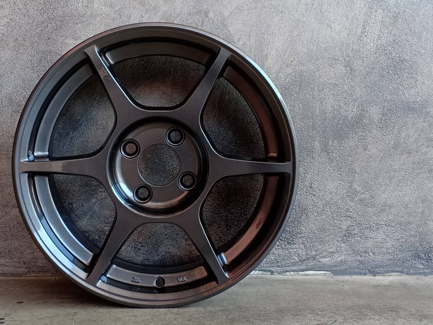 P-1 15X7 4X100 35 73.1 GUN METAL