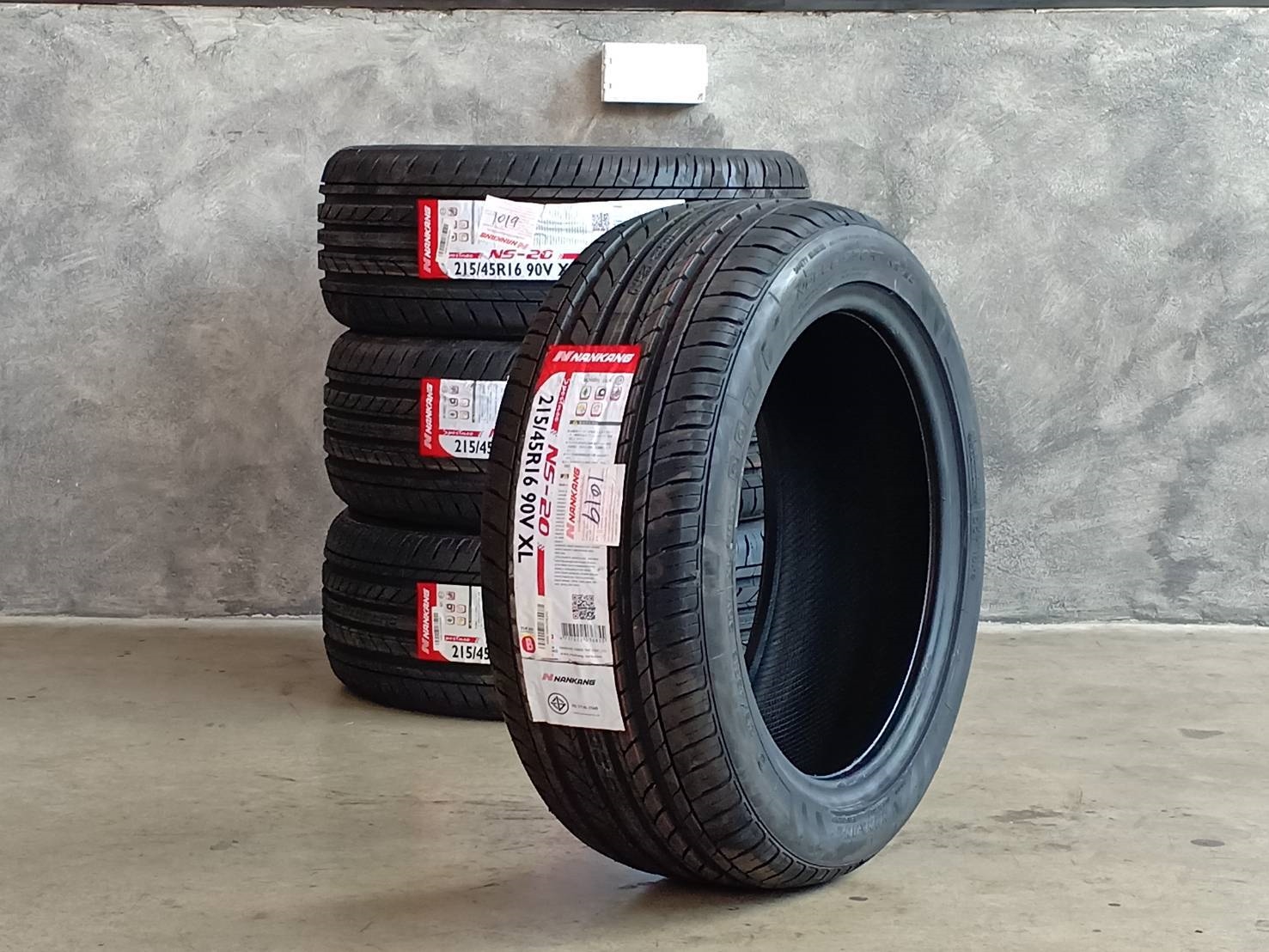 NANKANG NS20 215/45-16 ปี19 ราคาพิเศษ