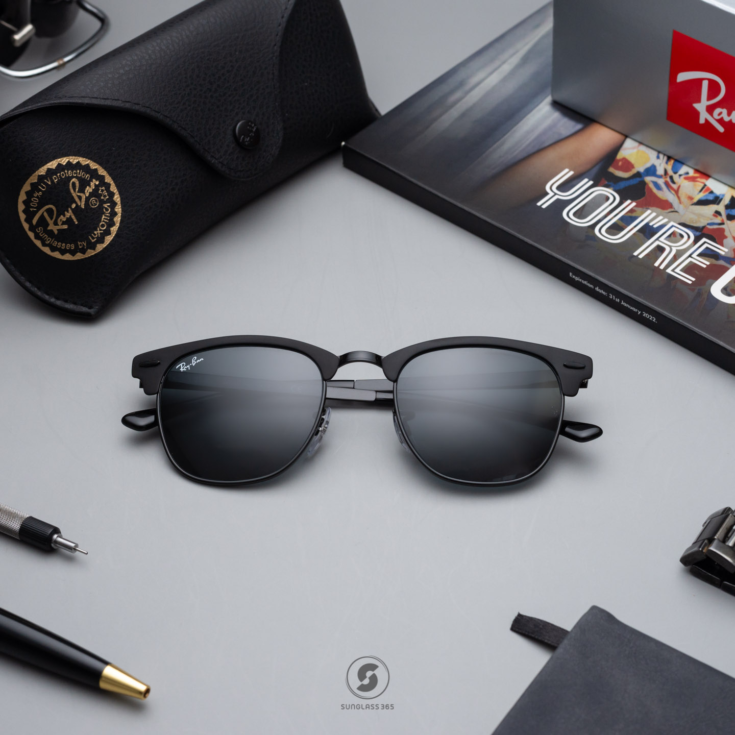 Ray-Ban RB3716 186/R5 Clubmaster Metal Shiny Black Top Matte