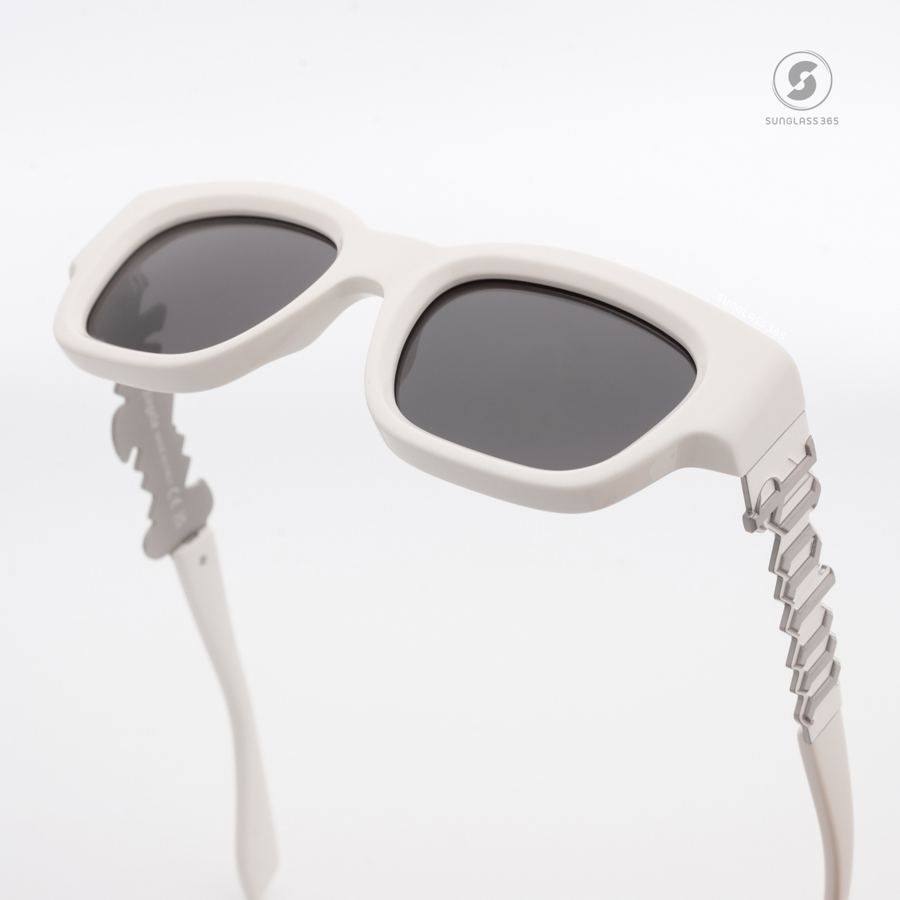 แว่นกันแดด Palm Angels PERI042 0107